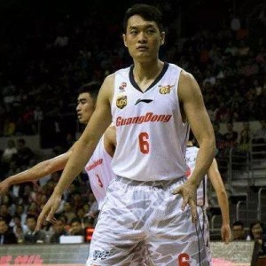  尼斯功勋门将退役转任青年队教练  